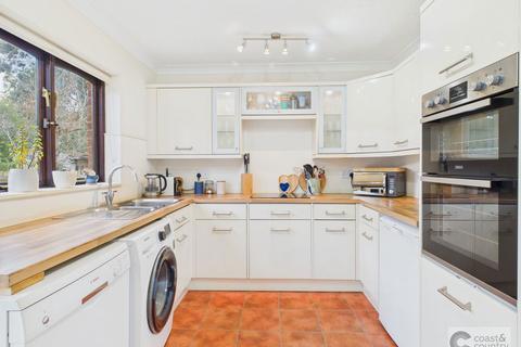 4 bedroom detached house for sale, Larksmead Way, Ogwell