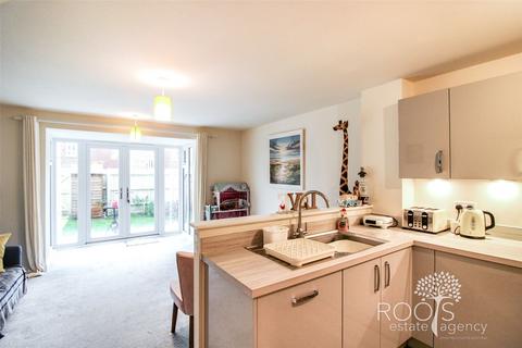 4 bedroom semi-detached house for sale, Primus End, Newbury RG14