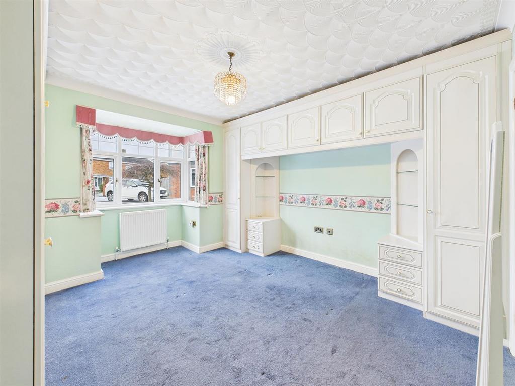Bedroom: