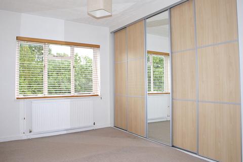1 bedroom apartment to rent, Wilton Road, London N10