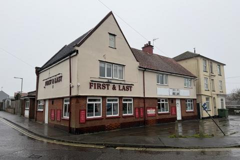 Pub for sale, First and Last, Dove Street, Lowestoft, Suffolk NR32 1SZ