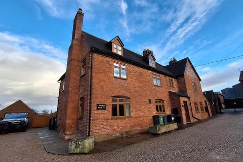 2 bedroom end of terrace house to rent, Longden Road, Longden, Shrewsbury