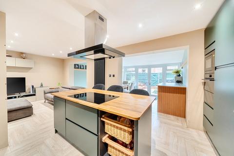 3 bedroom end of terrace house for sale, Nutley, Bracknell, Berkshire