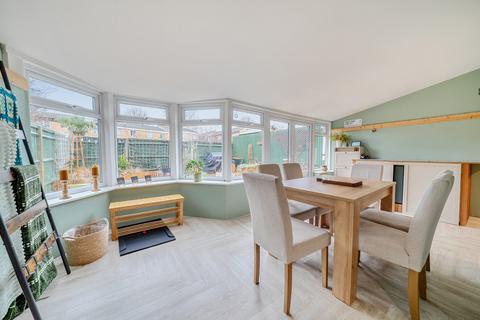 3 bedroom end of terrace house for sale, Nutley, Bracknell, Berkshire