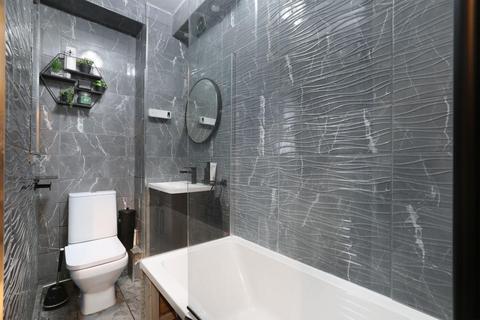 2 bedroom apartment to rent, Peckham Road, London
