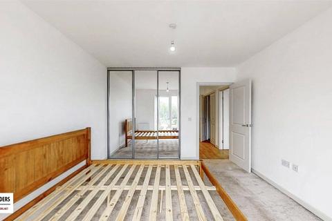 1 bedroom apartment for sale, High Road Leyton, London, E10