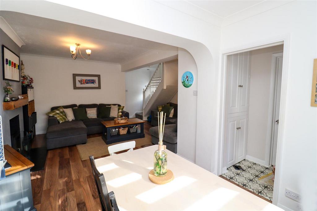 Living/Dining Room