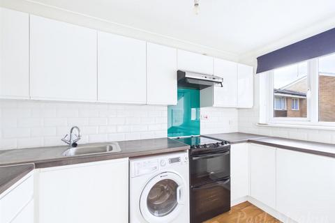 1 bedroom apartment for sale, Middlefields, Pixton Way, Croydon