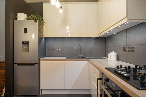 2 bedroom apartment for sale, Gauden Road, London, UK, SW4