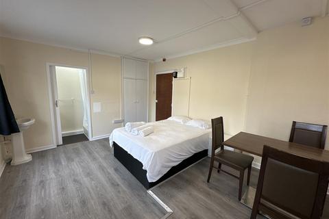 1 bedroom in a house share to rent, Unit 11, Ingleby, Bellozanne Road, St. Helier, Jersey
