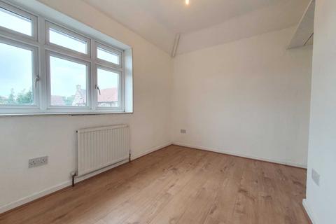2 bedroom semi-detached house to rent, Church Elm Lane, Dagenham, RM10