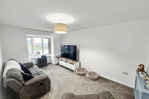 4 bedroom detached house to rent, Miller Drive, Shipley, DE75 7NT