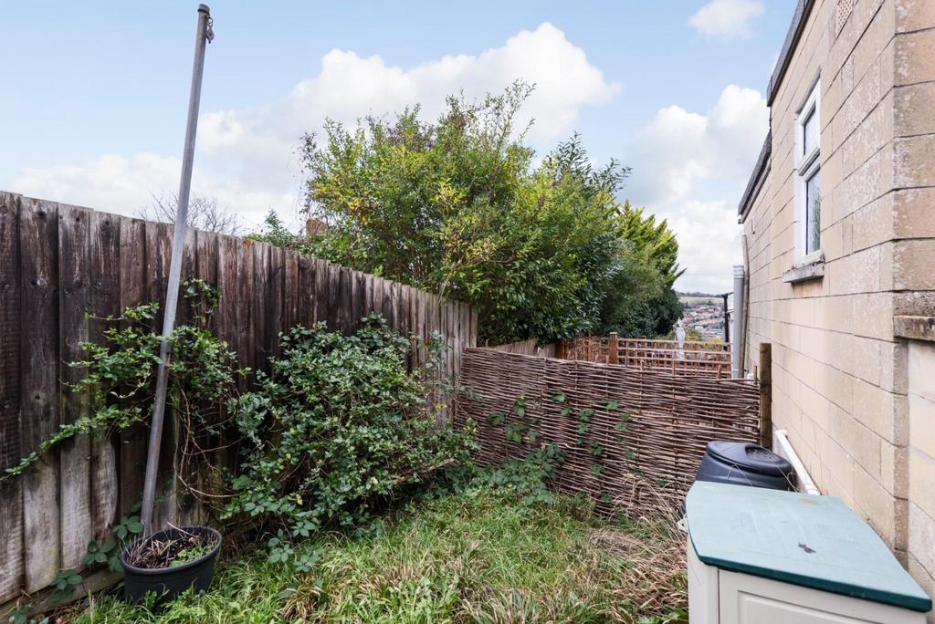 12 Hampton View, Bath, Somerset, BA1 6 JL-13 (1).jp