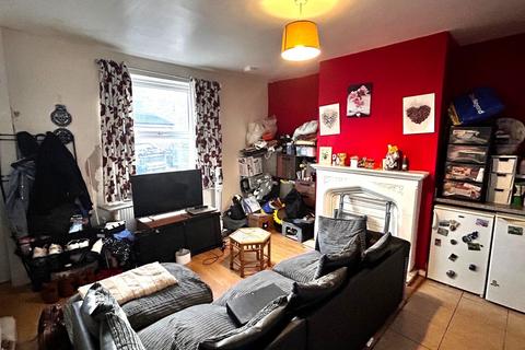 2 bedroom terraced house for sale, Seed Row, Bierley Lane, Bierley, West Yorkshire, BD4