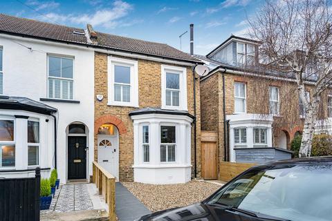 Gibbon Road, Kingston Upon Thames KT2