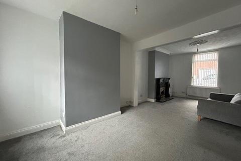 2 bedroom terraced house to rent, Stranton Street,