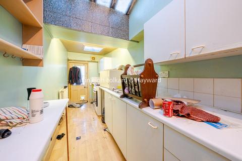 1 bedroom property for sale, Woodside Lane, London, N12