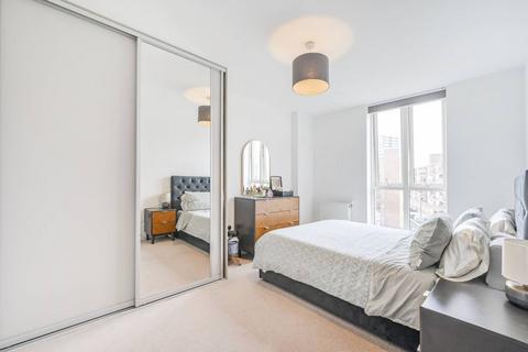 2 bedroom flat for sale, 17 Nellie Cressall Way, London E3