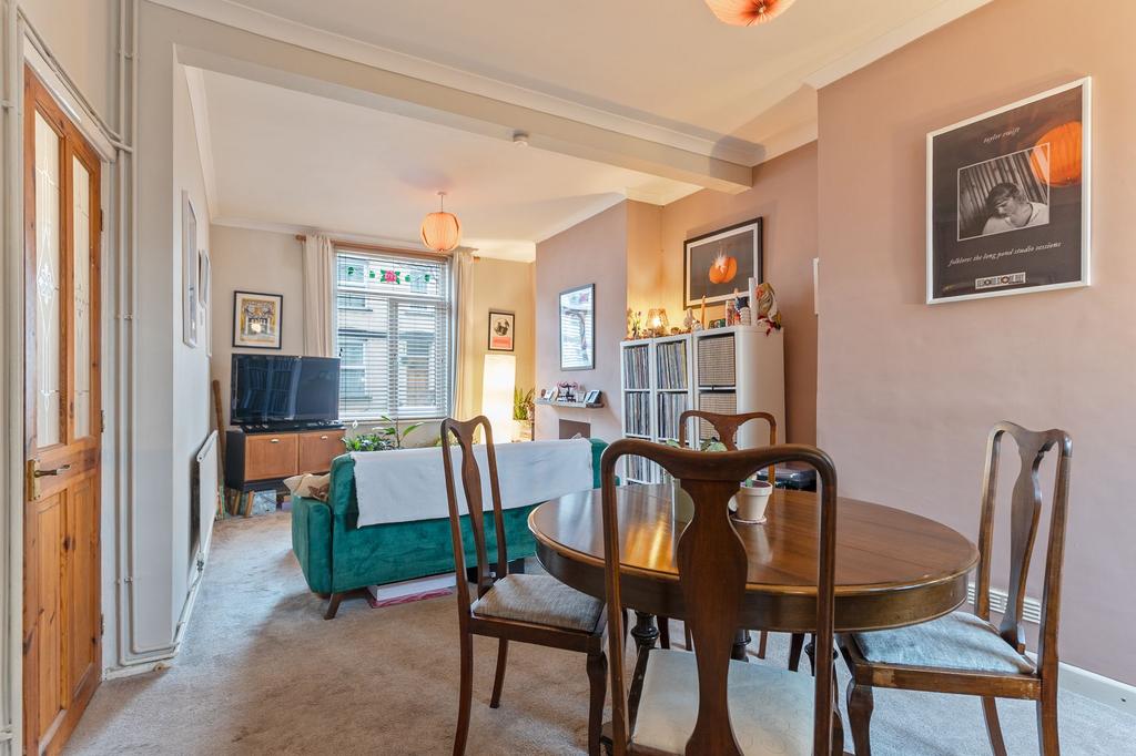 Living/Dining room