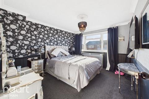 2 bedroom semi-detached house for sale, Talisman Walk, Tiptree