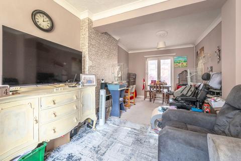 3 bedroom terraced house for sale, Selby Street, Lowestoft