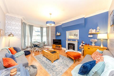 1 bedroom apartment for sale, Mostyn Street, Llandudno, Conwy, LL30