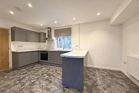 3 bedroom semi-detached house for sale, Orchard Road, Shifnal, Telford