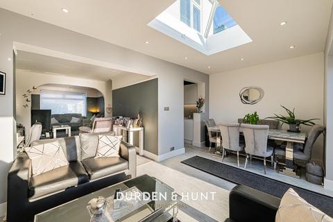 undefined, Derek Gardens, Southend-On-Sea SS2