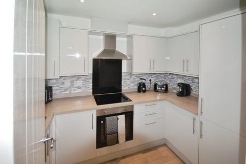 2 bedroom end of terrace house for sale, Hawthorne Road, Chesterfield S43