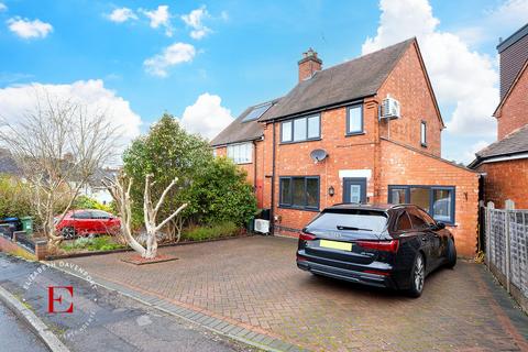 Arthur Street, Kenilworth, CV8