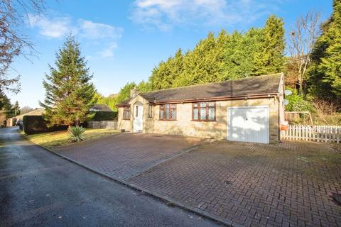 3 bedroom bungalow for sale, Stockwell Drive, West Yorkshire WF17