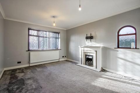 3 bedroom bungalow for sale, Stockwell Drive, West Yorkshire WF17