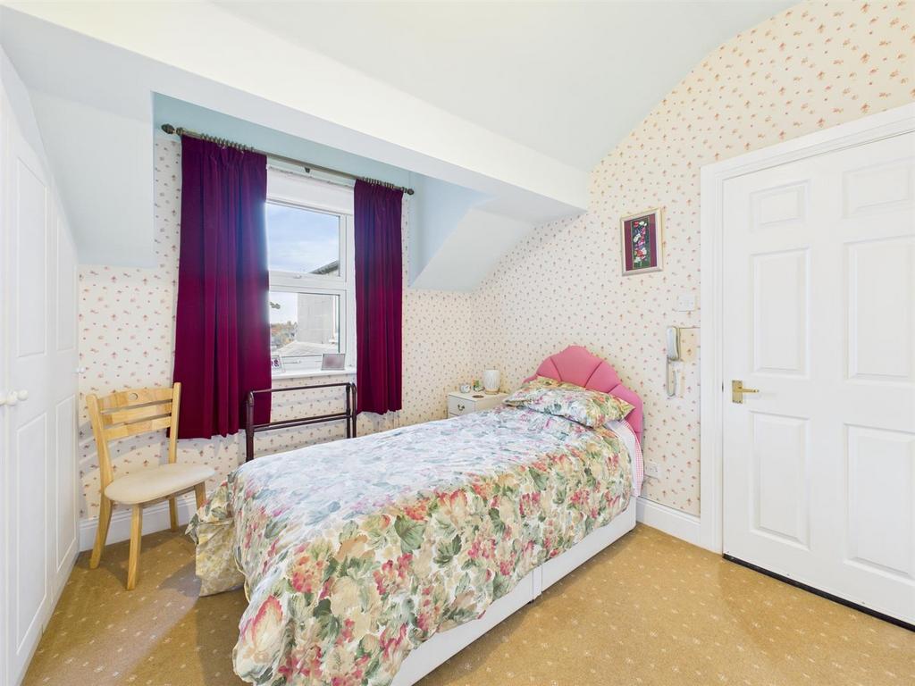 Bedroom: