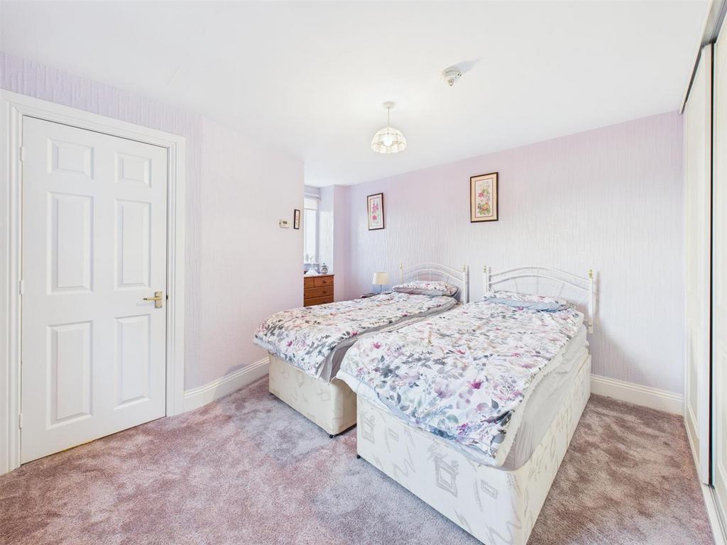 Bedroom: