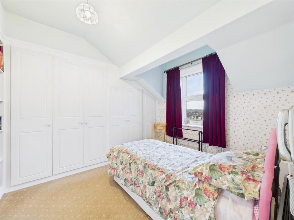 Bedroom: