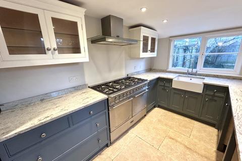4 bedroom semi-detached house to rent, Marlborough Road, Ipswich IP4