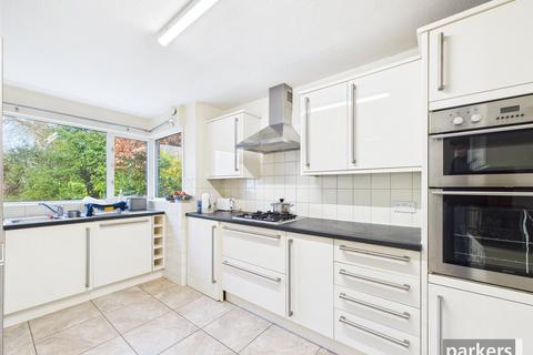 5 bedroom detached house for sale, Woodford Close, Reading RG4
