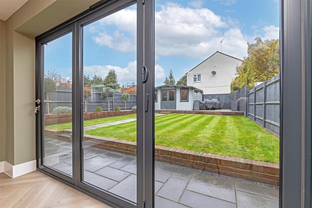 80 Boundary Lane-28.jpg