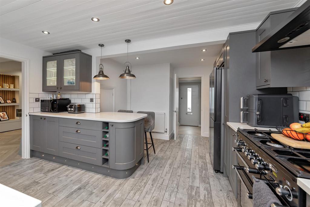 80 Boundary Lane-14.jpg