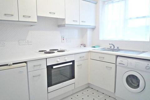 1 bedroom flat to rent, Alexandra Park, Queen Alexandra Road, High Wycombe, HP11