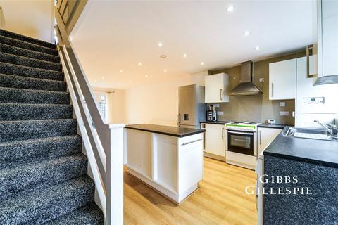 2 bedroom terraced house to rent, Norwood Road, Southall, UB2