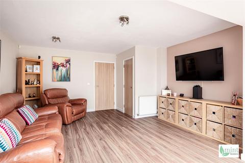 undefined, Pyle Close, Addlestone KT15