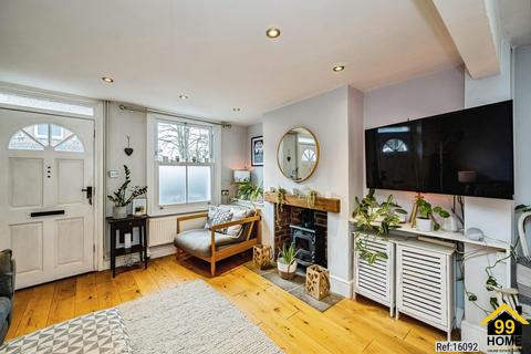 3 bedroom terraced house for sale, Park Street, Thame, Oxfordshire, OX9