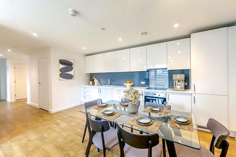 2 bedroom apartment to rent, The Filaments, Salford Salford M3