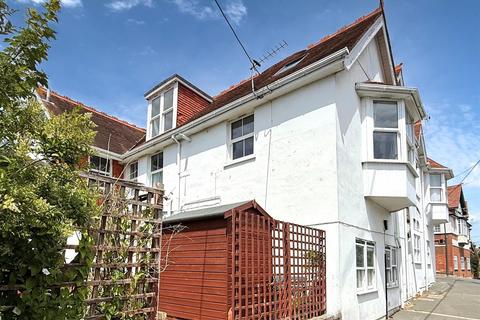 2 bedroom apartment for sale, Totland Bay, isle of Wight