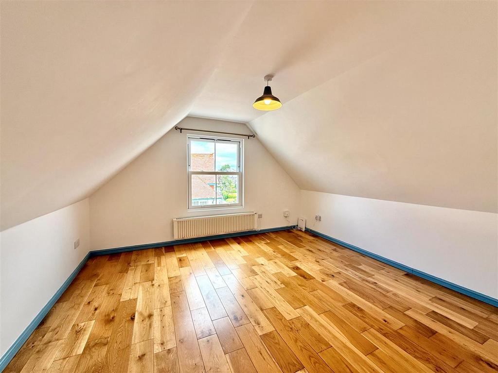 Bedroom One.jpg