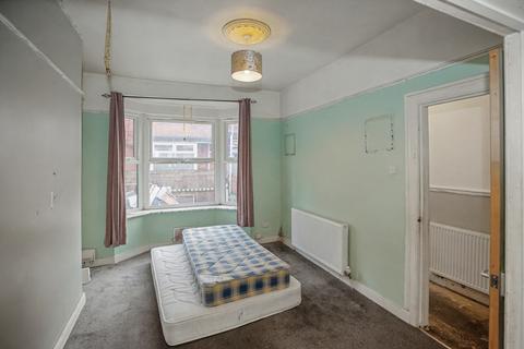 3 bedroom terraced house for sale, 3 Myrtle Avenue, Williamson Street, Hull HU9 1ES