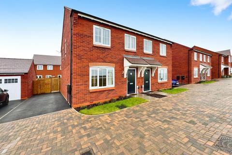 3 bedroom semi-detached house for sale, Fairlie Gardens , Midway  DE11