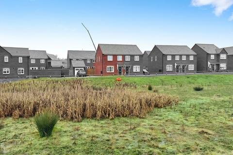 3 bedroom semi-detached house for sale, Fairlie Gardens , Midway  DE11