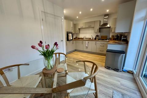 3 bedroom semi-detached house for sale, Fairlie Gardens , Midway  DE11